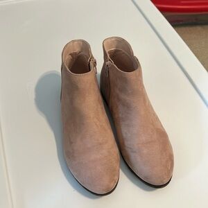 Girls Cat and Jack Ankle Boots with Zipper- Light Pinkk